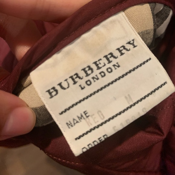 Burberry Woman’s Quilted Coat - Picture 9 of 9